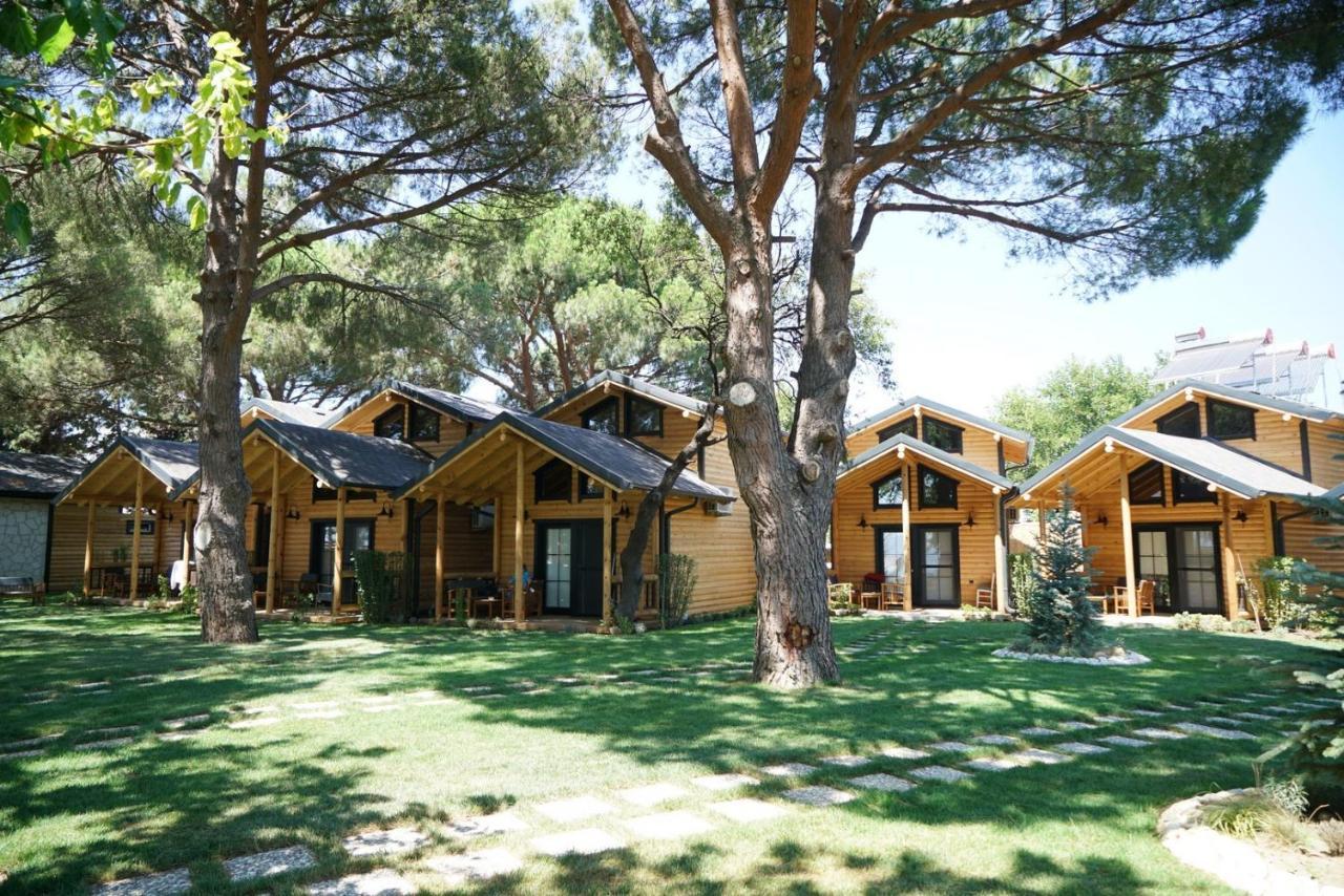 ארדק Pino Mar Luxury Bungalows מראה חיצוני תמונה