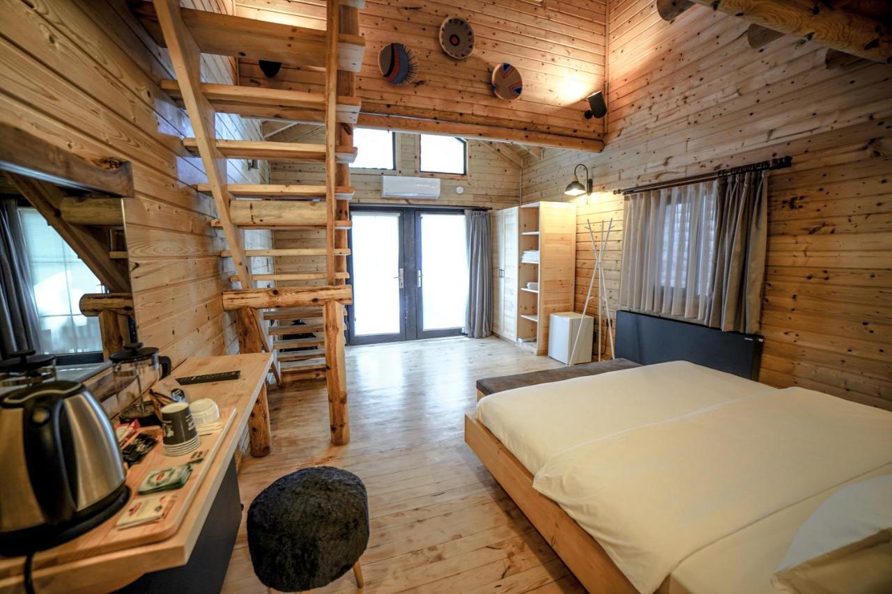 ארדק Pino Mar Luxury Bungalows מראה חיצוני תמונה
